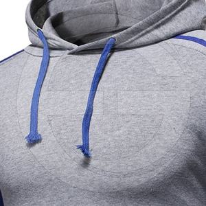 Ribete en contraste empalme bolsillo Sudadera con capucha de los hombres de moda llano Jersey grueso sudaderas con capucha - Product Image 6