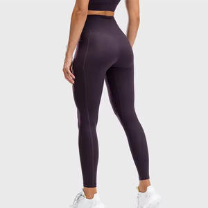 Nouveaux ensembles de yoga légers pour femmes – Tenues de sport unies avec pantalon de yoga à taille élastique pour la gym et l'entraînement - Product Image 3