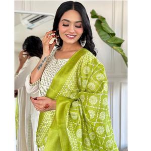 Conjunto de traje de algodón bordado de la mejor calidad con dupatta, ropa étnica tradicional india para damas, disponible a precio de mercado. - Product Image 1