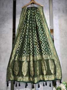 ผ้าคลุมไหล่คุณภาพสูง ผลิตจากใยวิสโคสแท้ เนื้อผ้าจอร์เจตต์ น้ำหนักเบา พลิ้วไหว สไตล์ชาติพันธุ์ เหมาะสำหรับงานปาร์ตี้ งานแต่งงาน ขายส่ง รับผลิตตามแบบ (OEM) และส่งออก - Product Image 3