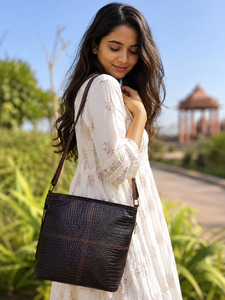 Sac à main en cuir de Crocodile fait à la main, sac à bandoulière élégant en cuir pour femmes - Product Image 2