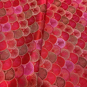 Tessuto Jacquard Broccato in <span class=keywords><strong>Poliestere</strong></span> 100% con Motivo a Conchiglia in Stile Etnico per Abbigliamento da Bambino, Cappotti, Gilet e Borse alla Moda - Product Image 5