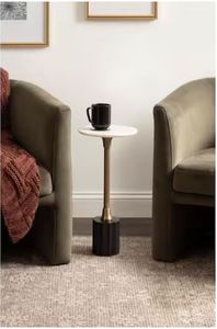 Table d'appoint haut de gamme avec plateau en pierre blanche et base rainurée en laiton antique - Product Image 2