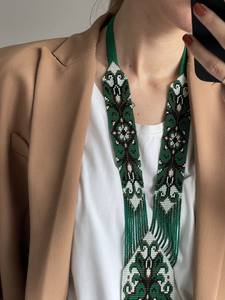 Collier long bleu tendance pour femme, collier perlé Gerdan, perles ukrainiennes, motif géométrique, idéal pour mariage et soirée - Product Image 5