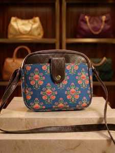 Sac à bandoulière en cuir PU pour femmes, imprimé floral bleu, sac à bandoulière pour dames, mini sac à main - Product Image 2