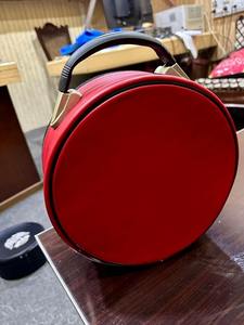 Estuche para Gorra/Sombrero de Capítulo del Arco Real Masónico, Rojo, Bordado con Triple Tau, Tamaño: Altura: 10 cm, Diámetro: 22 cm - Product Image 6