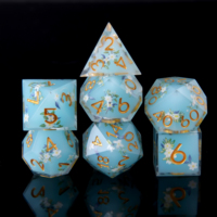 Jeu de dés polyédriques DND à fleurs bleues, 7 dés en résine écologiques, dés à bords vifs faits à la main pour jeux de rôle Dragon Dungeons et jeux de société