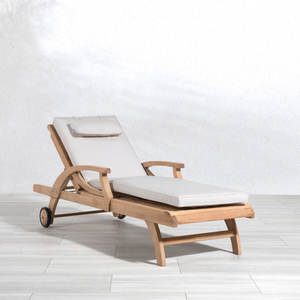 Chaise longue inclinable en teck pour l'extérieur, directement de l'usine, idéale pour les piscines, les complexes hôteliers et les clubs de plage - Product Image 1