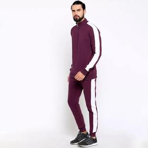 Conjunto Deportivo Unisex Morado, Sudadera y Pantalones de Forro Polar Antiarrugas, Transpirable, 100% Algodón, Estilo Deportivo, Corte Holgado - Product Image 2