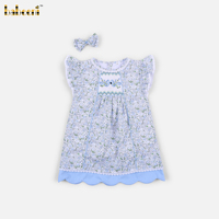 Robe mini sans manches smockée à fleurs bleu clair pour filles Babeeni DR4616, ourlet festonné, ODM, printemps-été pour enfants, 100% coton