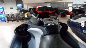 Sea-Doo RXT-X 325 รุ่นปี 2024-2025 ของแท้ 100% ขายดี พร้อมส่งและจัดส่งรวดเร็ว - Product Image 4