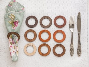Porte-serviettes modernes en bois naturel, écologiques, faits à la main, accessoires décoratifs pour la table, pour mariages, fêtes, voyages - Product Image 6