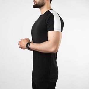 Camiseta de Hombre Negra, Cuello Redondo, Manga Corta, Corte Regular, 100% Algodón, Tejido Transpirable de Secado Rápido - Product Image 4