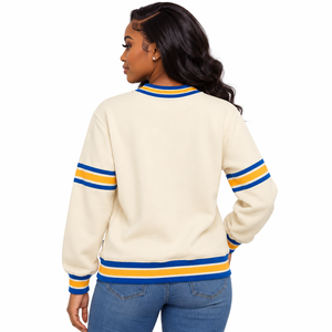 Sudadera con cuello redondo Sigma Gamma Rho Neutral Chenille Crest con bolsillo canguro, azul real, ribete acanalado con rayas doradas, estilo griego - Product Image 2