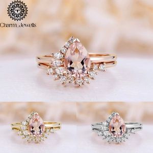 Bague de fiançailles classique pour femme en argent plaqué or rose avec moissanite taille coussin et sertissage à griffes - Product Image 4