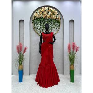 ชุดเลเฮนกาสำเร็จรูปสวยงามสำหรับงานปาร์ตี้ ทรงเข้ารูป เอวธรรมชาติ ผ้าปักเลื่อม คอเสื้อแบบเปิดหลัง - Product Image 4