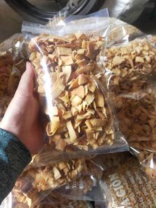 Chips de coco tostados de Vietnam Snack dulce crujiente y sabroso con sabor tropical para bebidas Topping Chips de coco tostados - Product Image 4