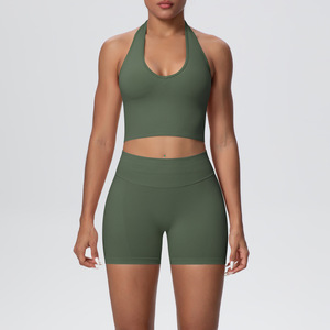 Conjunto de Yoga de 2 Piezas para Mujer, Verde Oliva, Top Corto Halter, Pantalones Cortos de Cintura Media, Sin Costuras, Transpirable, Cintura Elástica - Product Image 2