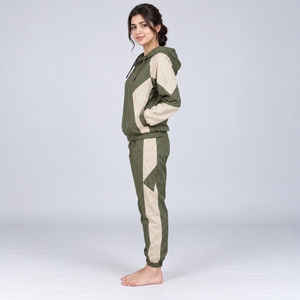 Top Quality <b>Women</b> <b>Windbreaker</b> Tracksuit Made with Soft Fabric Offers Flexible Fit <b>Women</b> <b>Windbreaker</b> Tracksuit for Sports Wear - Product Image 2