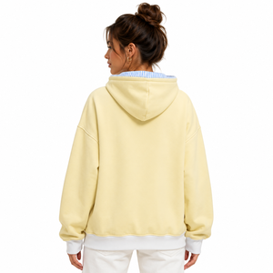 Sweat-shirt à capuche rayé pour femme, doublure polaire jaune personnalisée, coupe oversize, manches longues, avec lettrage, vente en gros - Product Image 4