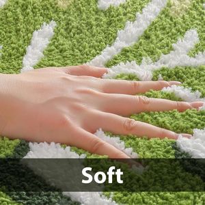 Tappetino da Bagno Morbido con Foglia di Monstera Verde, Antiscivolo, Motivo Floreale Tropicale, Lavabile in Lavatrice, Accessorio Divertente per il Bagno - Product Image 3