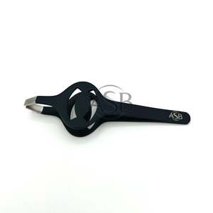 Pinzas para Cejas de Acero Inoxidable con Punta Recta Negra Mate, Ligeras, Agarre Perfecto, Impresión de Logotipo Personalizada - Product Image 2