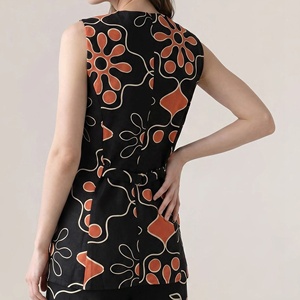 Chaleco Retro con Estampado Floral para Mujer, Cuello en V, Abotonado, Sin Mangas, Negro, Fabricante de Ropa - Product Image 3