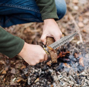 Cuchillos Bowie Hechos a Mano de Acero Inoxidable, Herramienta de Supervivencia para Exteriores, Cuchillos Bowie de Caza con Hoja Fija, Cuchillo para Acampar al Aire Libre - Product Image 2