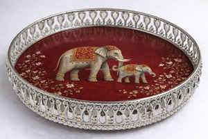 Plateau allemand en argent pichwai, motif éléphant, pour offrir en cadeau. - Product Image 2