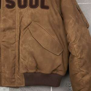 Chaqueta Bomber Acolchada de Invierno para Hombre ES 2025, Cuello Redondo, Resistente al Viento, con Parches Bordados, Cierre de Cremallera - Product Image 3