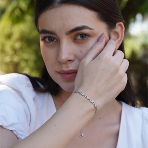 Pulsera de Cadena y Eslabones de Plata de Ley 925 con Diamantes de Lujo para Mujer, Joyería Fina de Alto Brillo, Regalo Elegante para Uso Diario - Product Image 4