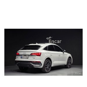 Audi Q5 40 TDI Quattro Premium Sportback 2022, 18,993 km, Diésel, Asientos de Cuero, Volante a la Izquierda, Cámara Trasera - Product Image 2