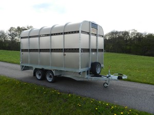Custom 3500KG Electric Livestock Carrier Transport <b>Trailer</b> for Goats Horses Cattle Sheep Heavy Duty <b>Farm</b> Dump All Sizes - Product Image 3