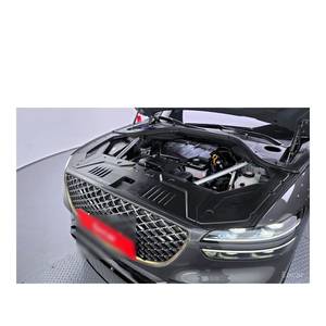 Genesis GV70 2.5T Gasolina 2WD 2024/5 con 22,400 km, Caja de Cambios Automática, Asientos de Cuero, Cámara Trasera, Volante a la Izquierda - Product Image 6