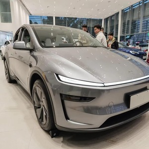 Nueva Versión 2025 Tesla Model Y SUV Eléctrico Puro <span class=keywords><strong>Rojo</strong></span> Tracción Trasera (RWD) 593km de Autonomía Lanzamiento Caliente Volante a la Izquierda Neumáticos R18 - Product Image 1
