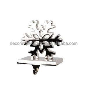 <b>Christmas</b> <b>Stocking</b> <b>Holder</b> Durable <b>Stocking</b> Hanger Hooks for Mantel Fireplace Snowflake <b>Stocking</b> Hooks for <b>Christmas</b> Decor - Product Image 3