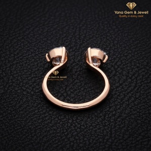 แหวนเปิดทรงกลมสไตล์คลาสสิกสำหรับผู้หญิง ทำจากทองคำแท้สีโรสโกลด์ 14K ประดับเพชร CVD 2 กะรัต ผลิตในห้องปฏิบัติการ ได้รับการรับรองจาก IGI สี D ความใส VVS2 - Product Image 5