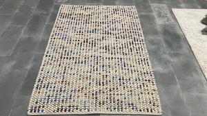 Alfombra Rectangular Aara Living Abstract Bohemian, Hecha a Mano, Acolchada, Gruesa, con Hilos Reciclados, Pelo Mediano, Base de Algodón, Ecológica - Product Image 1