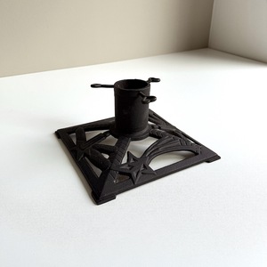 ขาตั้งต้นคริสต์มาสแบบวินเทจ เหล็กหล่อ สีดำ ดอกโป๊ยเซียน 50 ปี ยุค 60 กลางศตวรรษ - Product Image 4