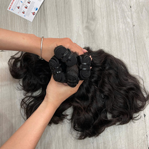 Best Quality 100% Vietnamese Human Hair Raw Hair Vendor Natural Wavy Weaving Shining No <b>Tangle</b> No Shedding Ready To Ship - Product Image 4