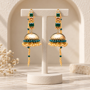 Boucles d'oreilles Jhumka plaquées or avec pierres vertes, fausses perles dorées et perles, bijoux de mariage pakistanais, vente en gros d'usine - Product Image 1
