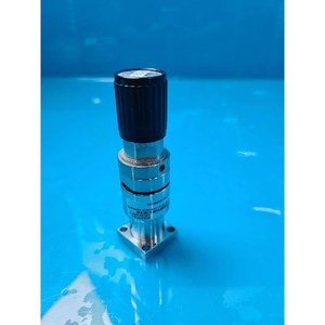 FUJIKIN SMSQ2MICRO130E60102 Utilisé comme pièce détachée d'équipement semi-conducteur d'occasion - Product Image 3