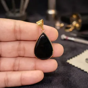 Pendentif en laiton avec cabochon en onyx noir naturel, bijoux en pierres précieuses faits à la main, vente en gros - Product Image 3
