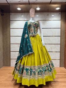 Ensemble Lehenga Choli pour femmes, pur coton, brodé, réversible, tenue de fête, pour mariage et Diwali - Product Image 1