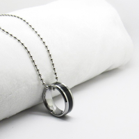 Bague en carbure de tungstène argenté avec incrustation centrale en émail noir, alliance plate à bords biseautés pour homme, bijoux bicolores en gros