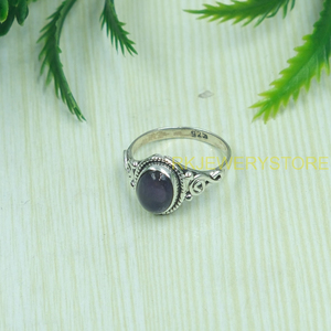 Bague en améthyste violette, bague en pierre précieuse, bague en pierre violette, bague en argent 925, bague minimaliste pour femmes - Product Image 5