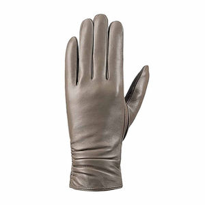 Gants de conduite de luxe respirants en cuir souple à adhérence sécurisée, personnalisables pour hommes et femmes, avec protection pour l'équitation - Product Image 1