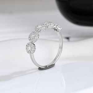 Anillo floral con racimo de diamantes de moissanita de corte redondo para mujer, plata 925 original, joyería fina premium para ella. - Product Image 3