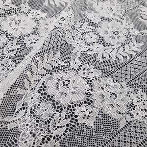 Encaje Elástico Ligero con Diseño Floral de Diamantes, 147 cm, Nailon y Spandex, Tejido Elástico, Color Personalizado para Vestidos de Novia y Lencería - Product Image 2