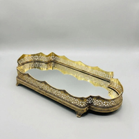 Plateau de rangement en laiton antique avec base miroir, pièce maîtresse décorative de luxe, finition dorée artisanale, pour présentation sur table et décoration intérieure